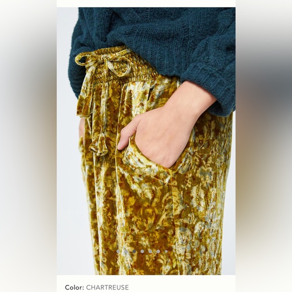 Anthropologie chartreuse green velvet smocked waist joggers pants - Picture 2 of 8